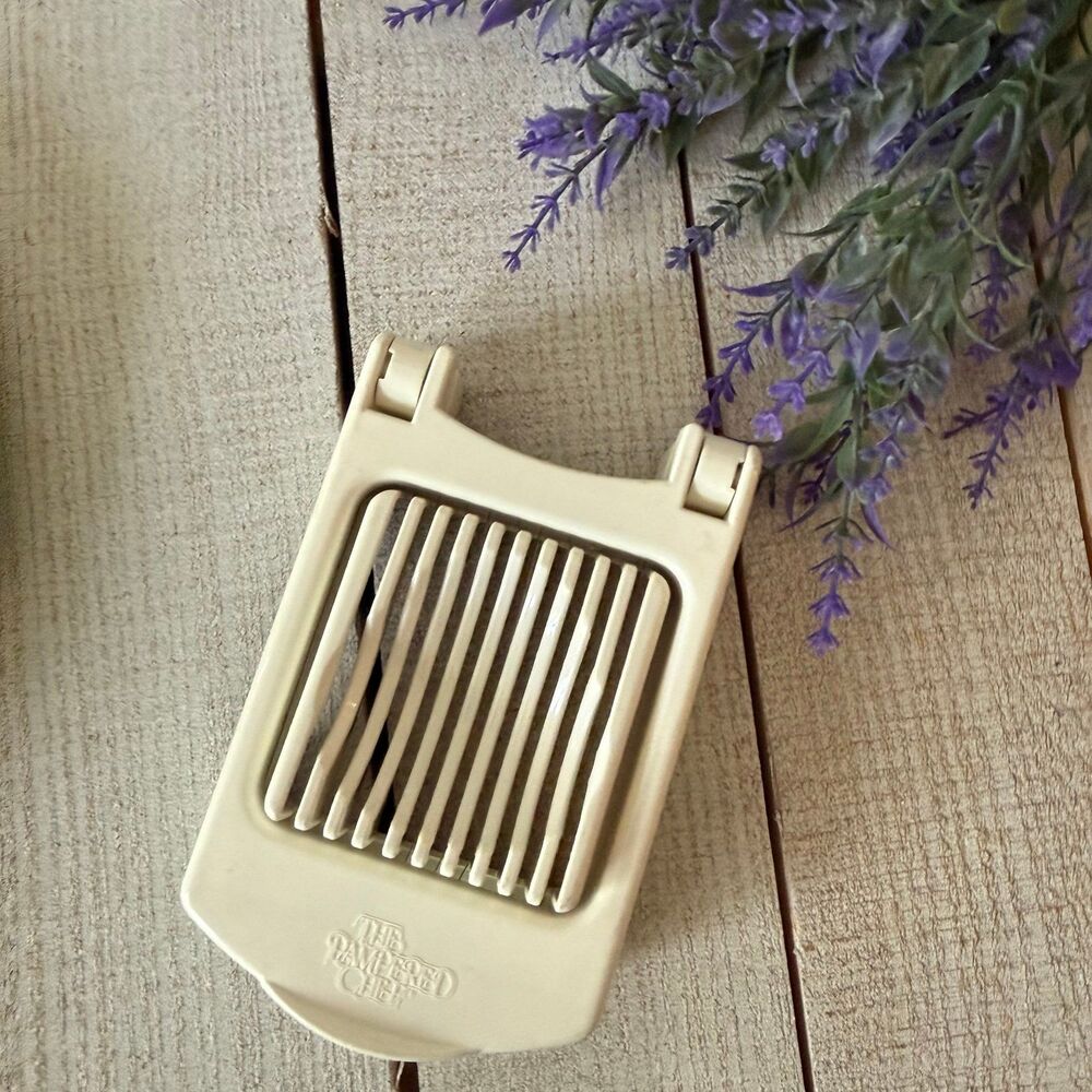 The Pampered Chef Egg Slicer